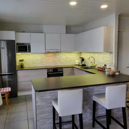 Rowhouse Apartment